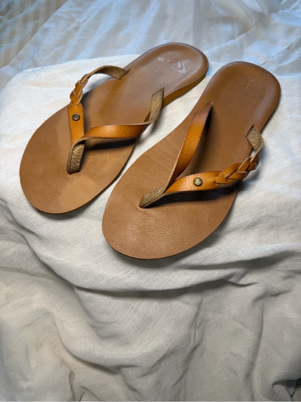 Roxy Women’s Braided Leather Flip Flops - Brown - Picture 2 of 6
